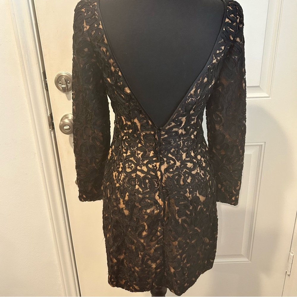 Carmen Marc Valvo Black/Nude Size 4 - Picture 3 of 16
